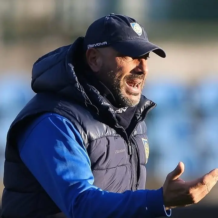 Calabro: «Il Cosenza ha grande organizzazione tattica e non molla mai»