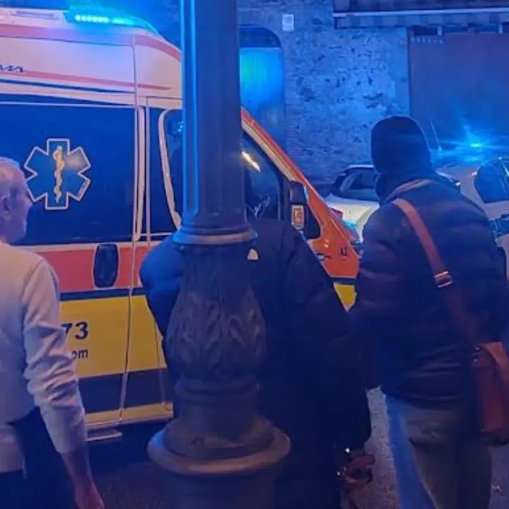 Corigliano Rossano, il segretario comunale scivola e va ko