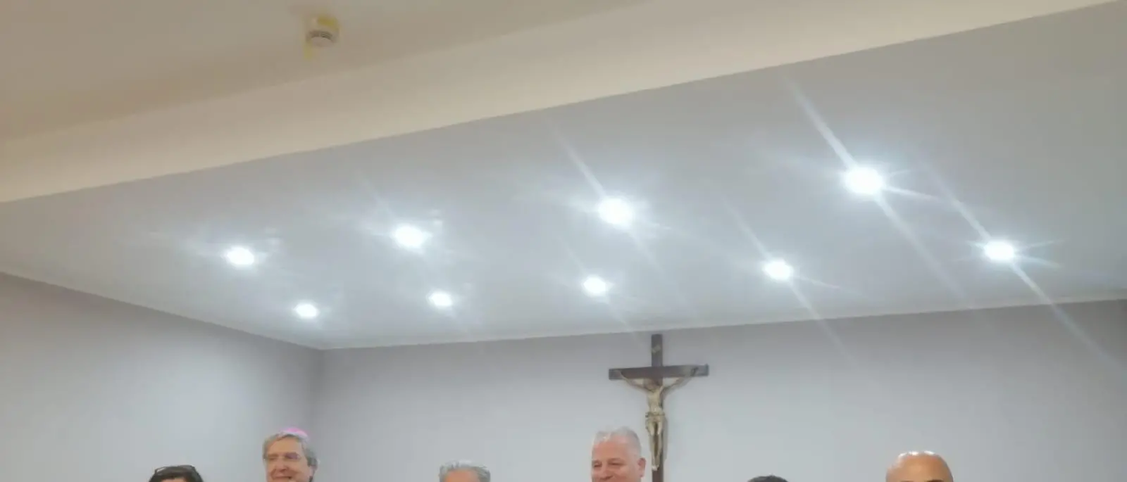 Monsignor Savino alla conclusione del corso per pizzaiolo alla casa circondariale \"R. Sisca\"