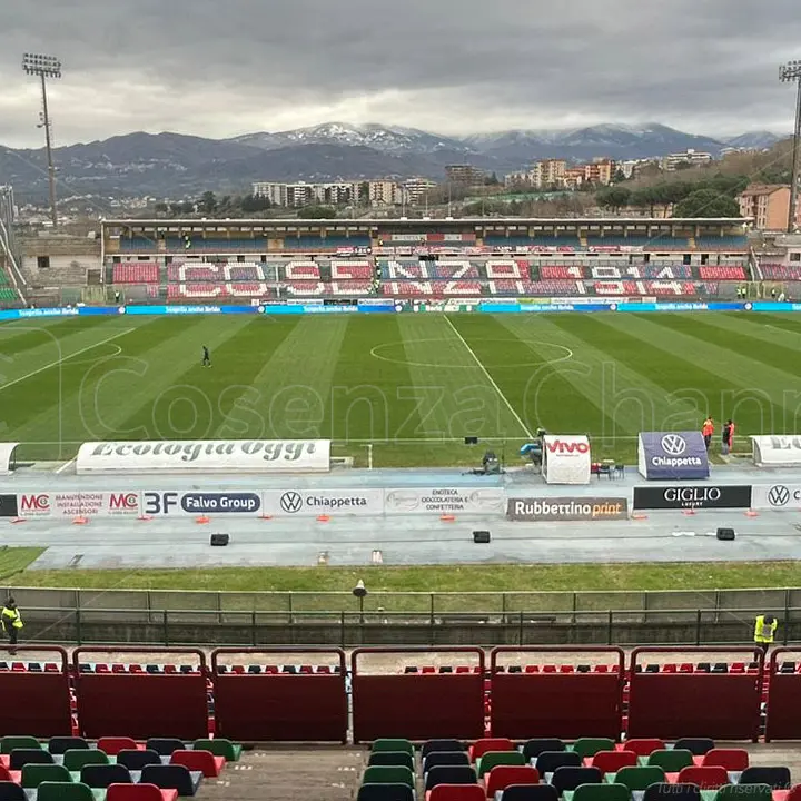 Il Cosenza ci riprova: anche con il Latina biglietti omaggio per le scuole calcio