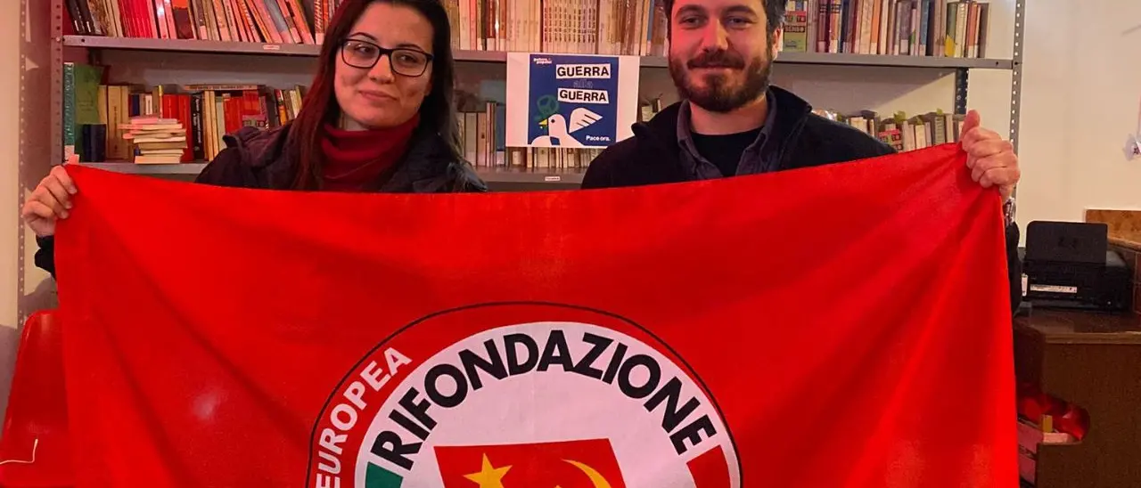 Cosenza, Rifondazione comunista in piazza con il M5S per il \"caso Gentile\"