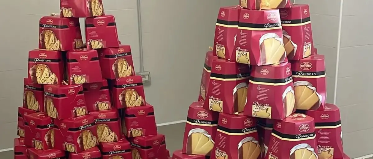 Nel carcere di Paola arrivano i pandori e i panettoni donati dall'Associazione Jole Santelli
