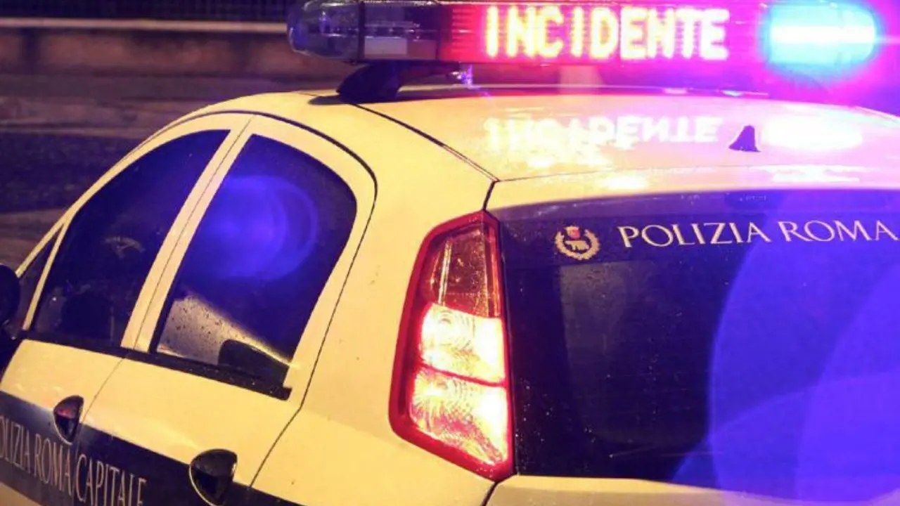 Roma, pedone investito e ucciso da una moto in via Prenestina