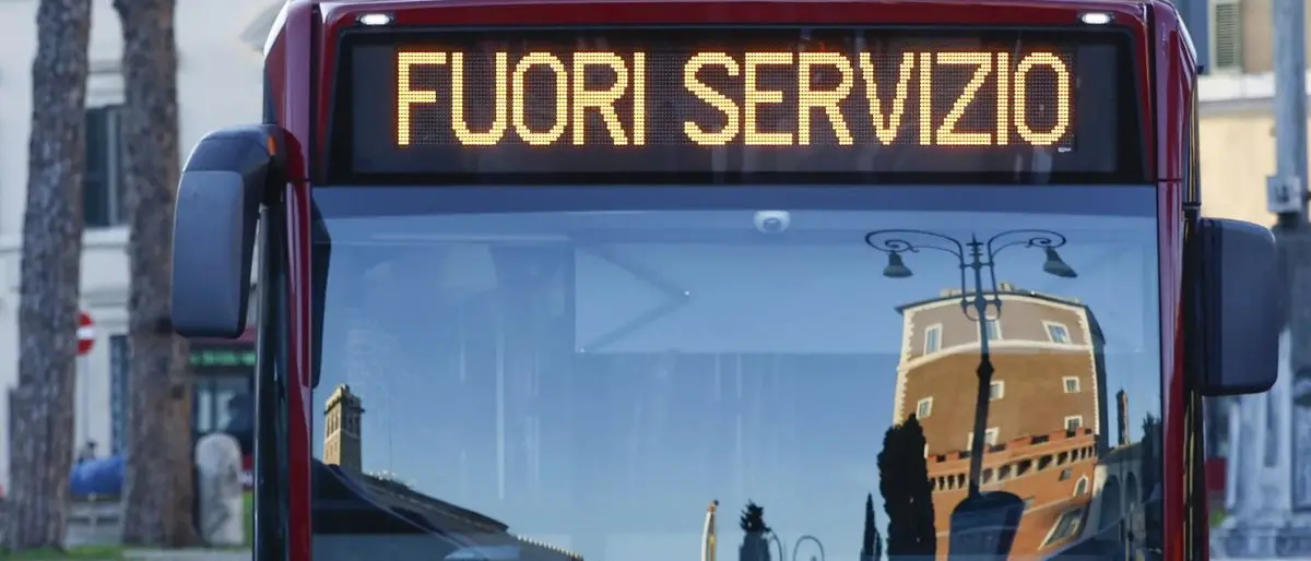 Scioperi a gennaio 2025: trasporti e scuola in tilt, disagi in tutta Italia