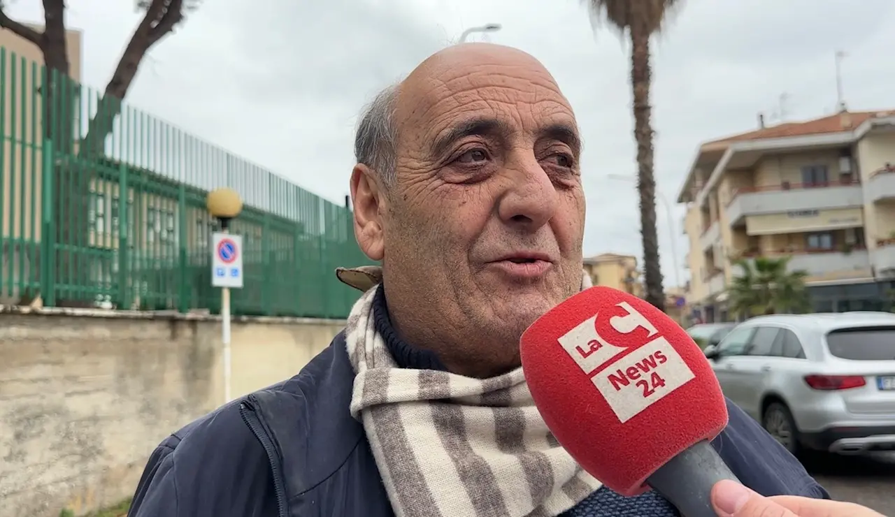 Ex sindaco denuncia: «Ho il braccio rotto e non mi posso curare perché il Cup è chiuso nei festivi!»