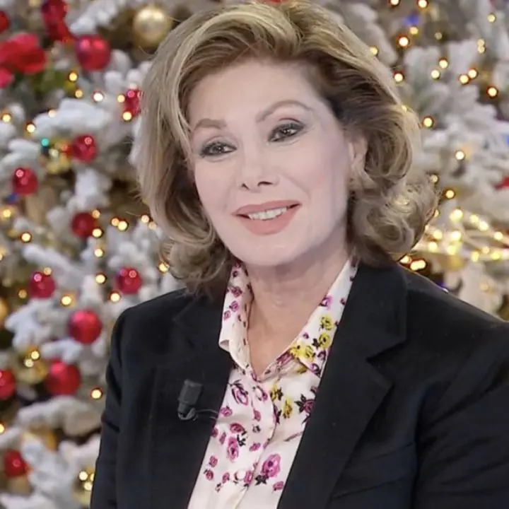 Edwige Fenech: «Ho scelto Lisbona per ricominciare, mio figlio il regalo più bello»