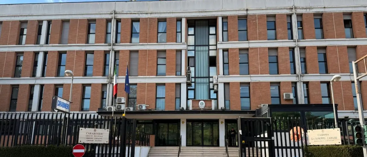 Sparatoria a Cosenza: indagini in corso sul ferimento di un uomo