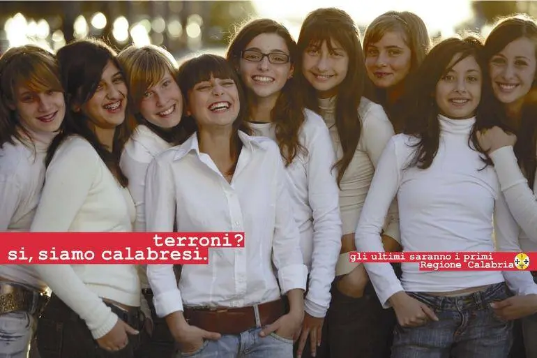 Il rapporto tempestoso tra Oliviero Toscani e la Calabria. Quando litigò con gli studenti all'Unical