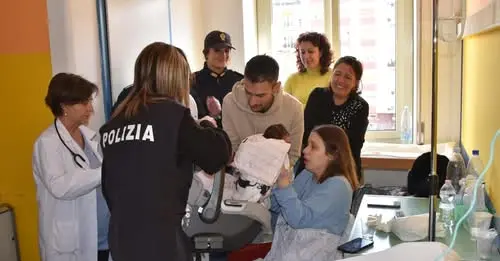 Il rapimento di Sofia: il dramma della madre e la gioia del primo abbraccio
