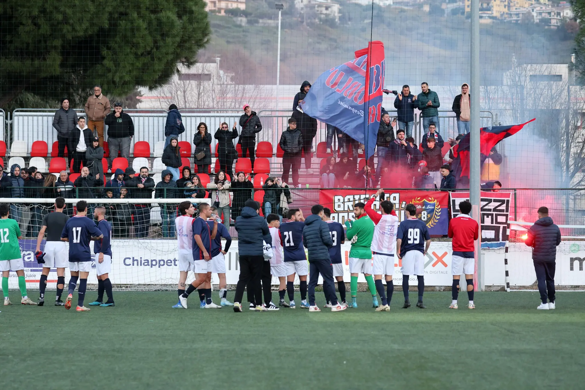 La DB Rossoblù Luzzi alla ricerca del nuovo allenatore. E quattro calciatori pronti a salutare