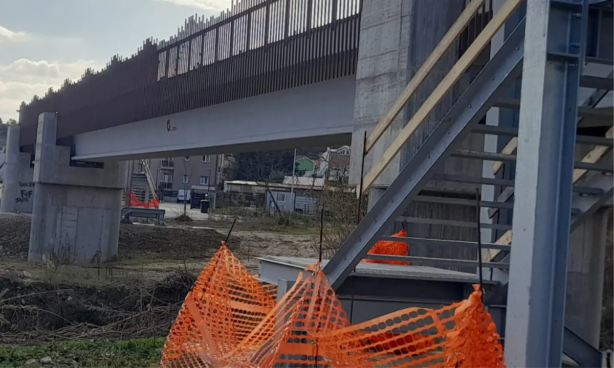 Viale dei Giardini a Rende: degrado e opere incompiute, l’appello di Morrone - FOTO
