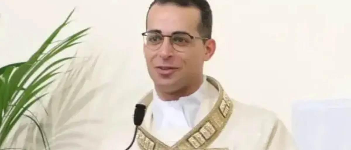 Reggio Calabria, parroco di Archi rapinato in chiesa: arrestato un uomo, denunciati due minorenni