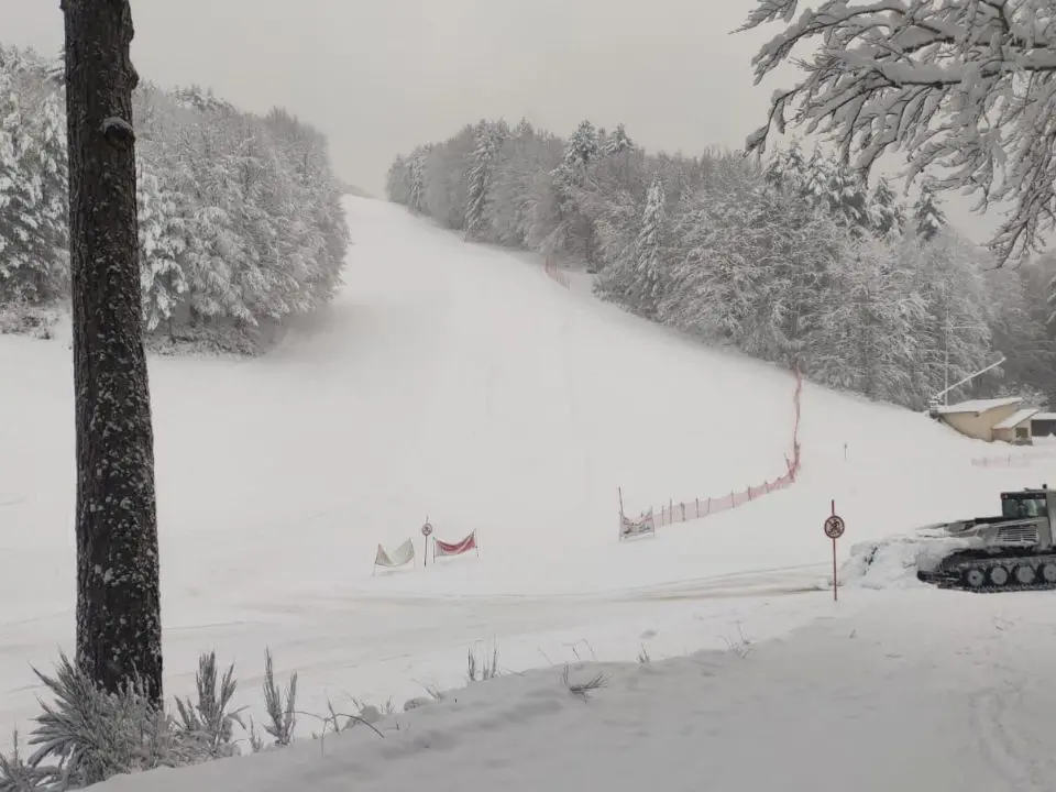 Nevediversa 2025, Legambiente fa il punto sugli impianti: in provincia di Cosenza tre criticità, ma anche un modello sostenibile