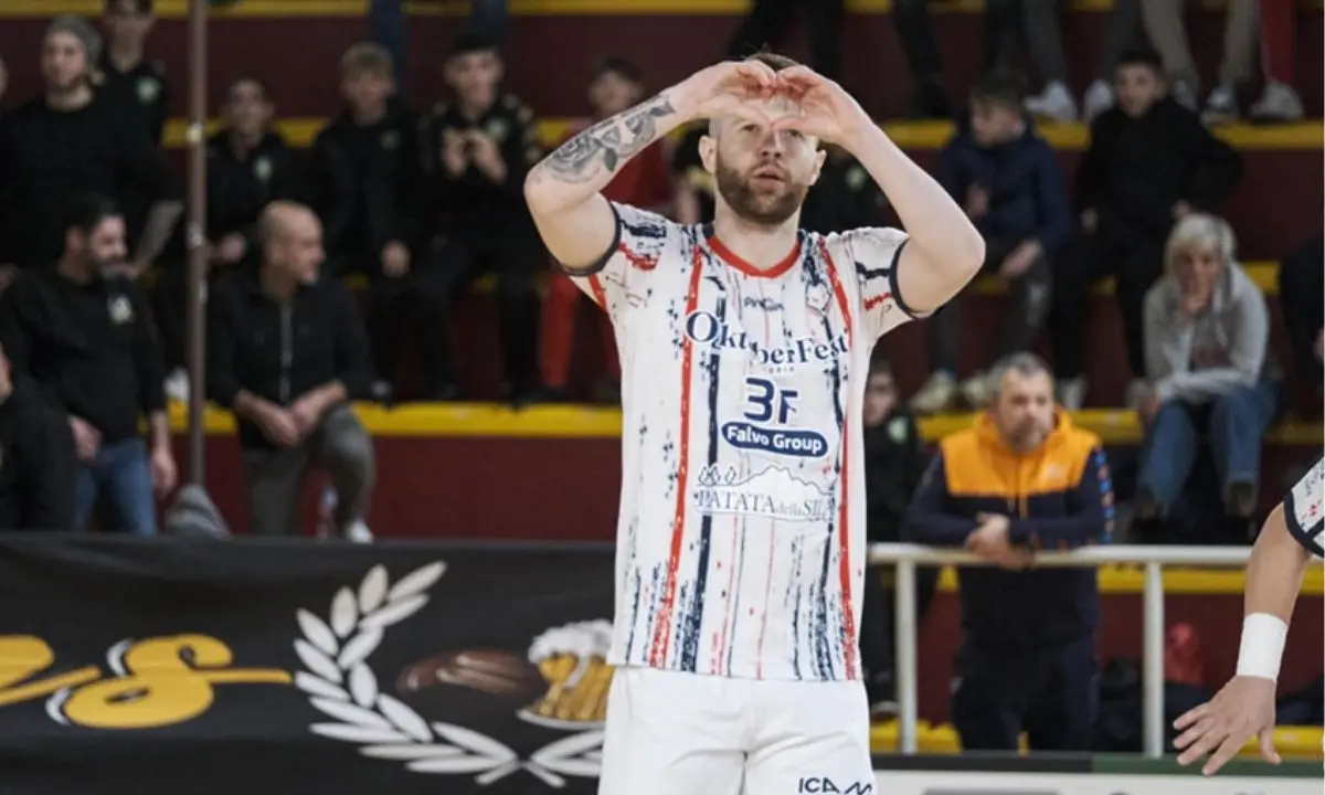 Calcio a 5, la Pirossigeno torna con un punto dal Piemonte: con la L-84 finisce 4-4