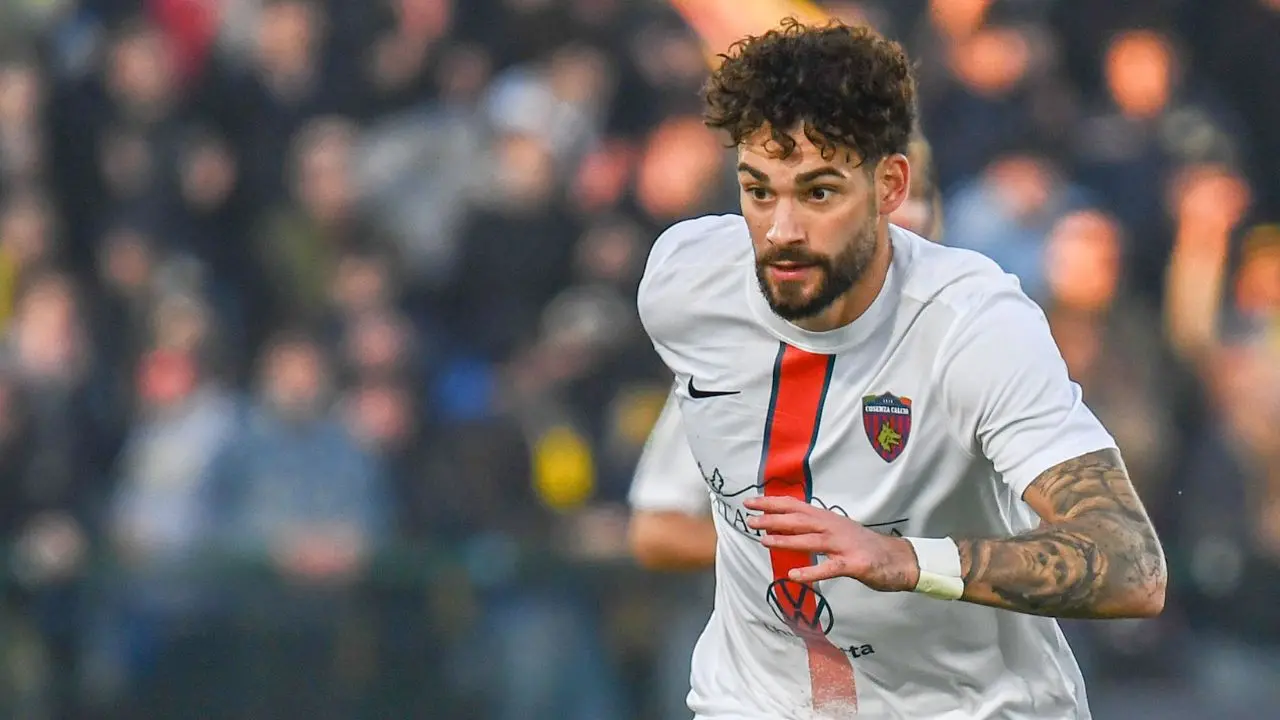 Le pagelle dei calciatori del Cosenza al termine della partita persa dai rossobl\\u00F9 per 3-1 contro la Cremonese, nella 21^ giornata di Serie B.