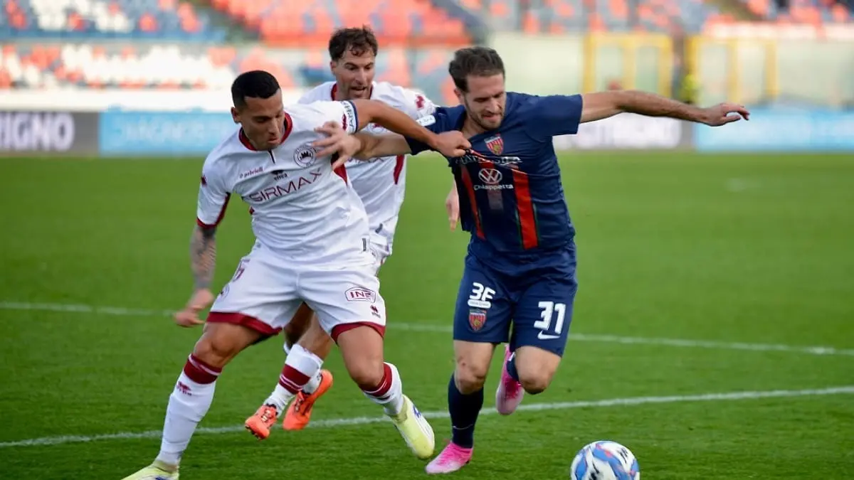 Le pagelle dei calciatori del Cosenza al termine della partita persa dai rossobl\\u00F9 per 0-1 contro il Cittadella nella 23^ giornata di campionato.
