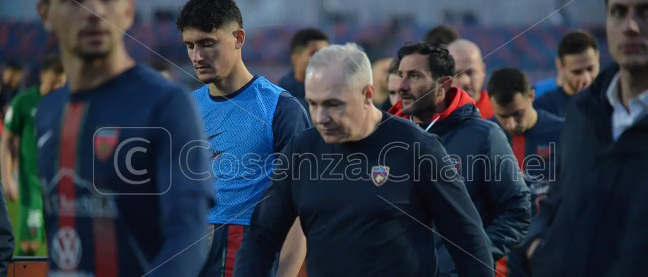 Cosenza Calcio in silenzio stampa. Il futuro di Alvini si decide fra oggi e domani