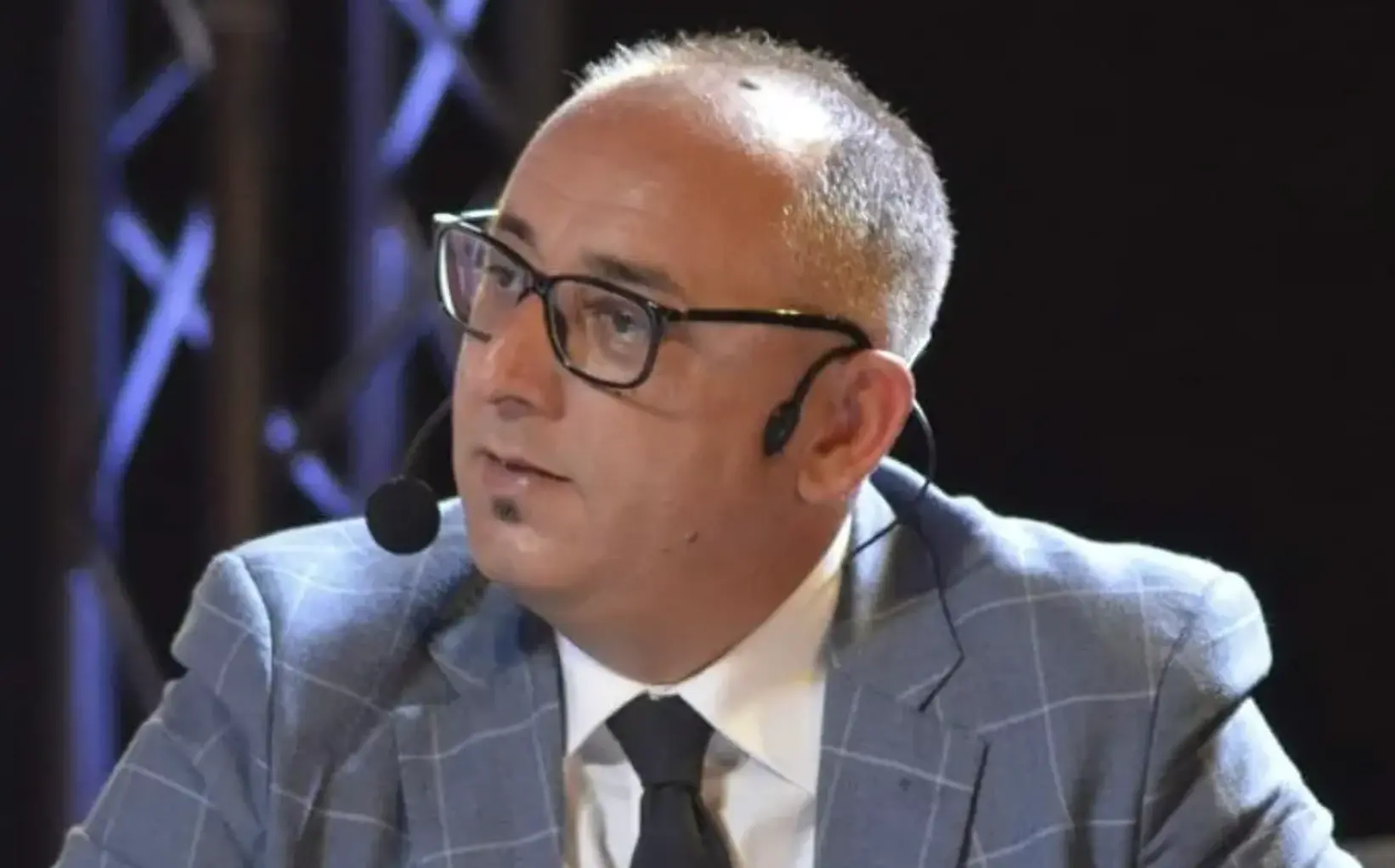 Il giornalista di LaC Francesco Oliverio preso di mira sui social