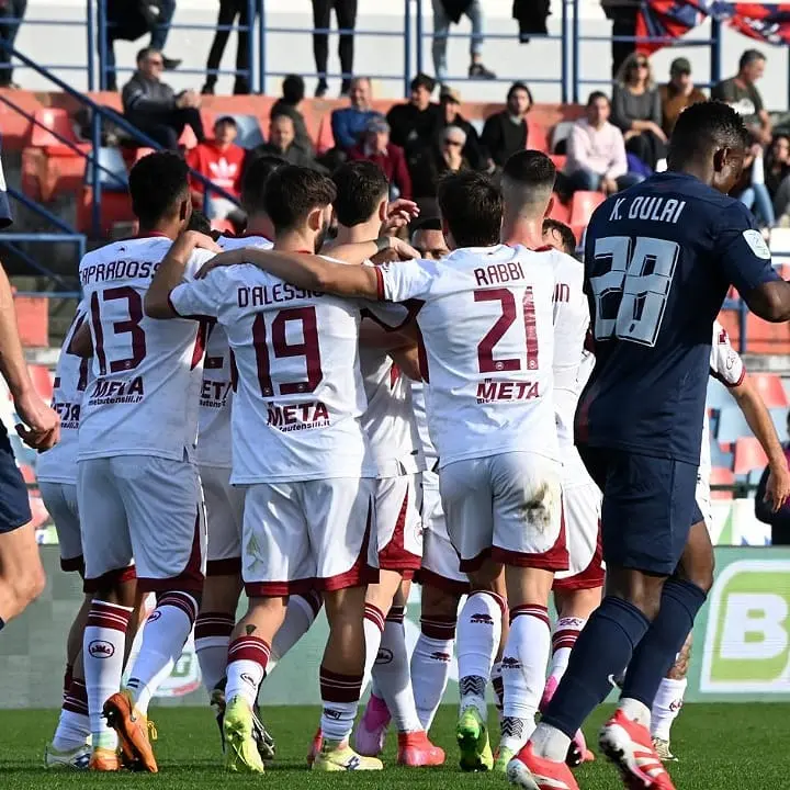 Cosenza, anche con il +4 sarebbe zona rossa: è la prima volta dell'anno