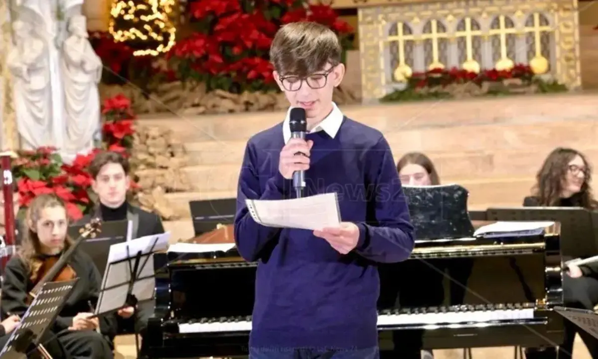 Raffaele, il giovane talento con lo sguardo verso lo spazio: dal Duomo di Cosenza ai sogni rivolti al futuro