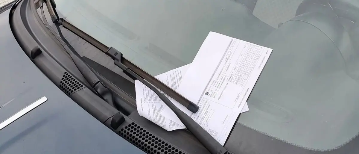 Paola, i vigili multano il sindaco e lui si complimenta con loro