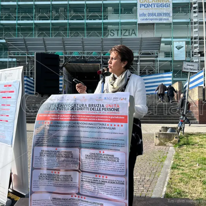 Spostamento dei processi, nuova protesta degli avvocati penalisti di Cosenza