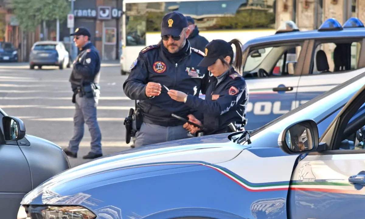 Cosenza, operazioni della Questura ad \"Alto Impatto\": 8 denunce e una proposta di Daspo