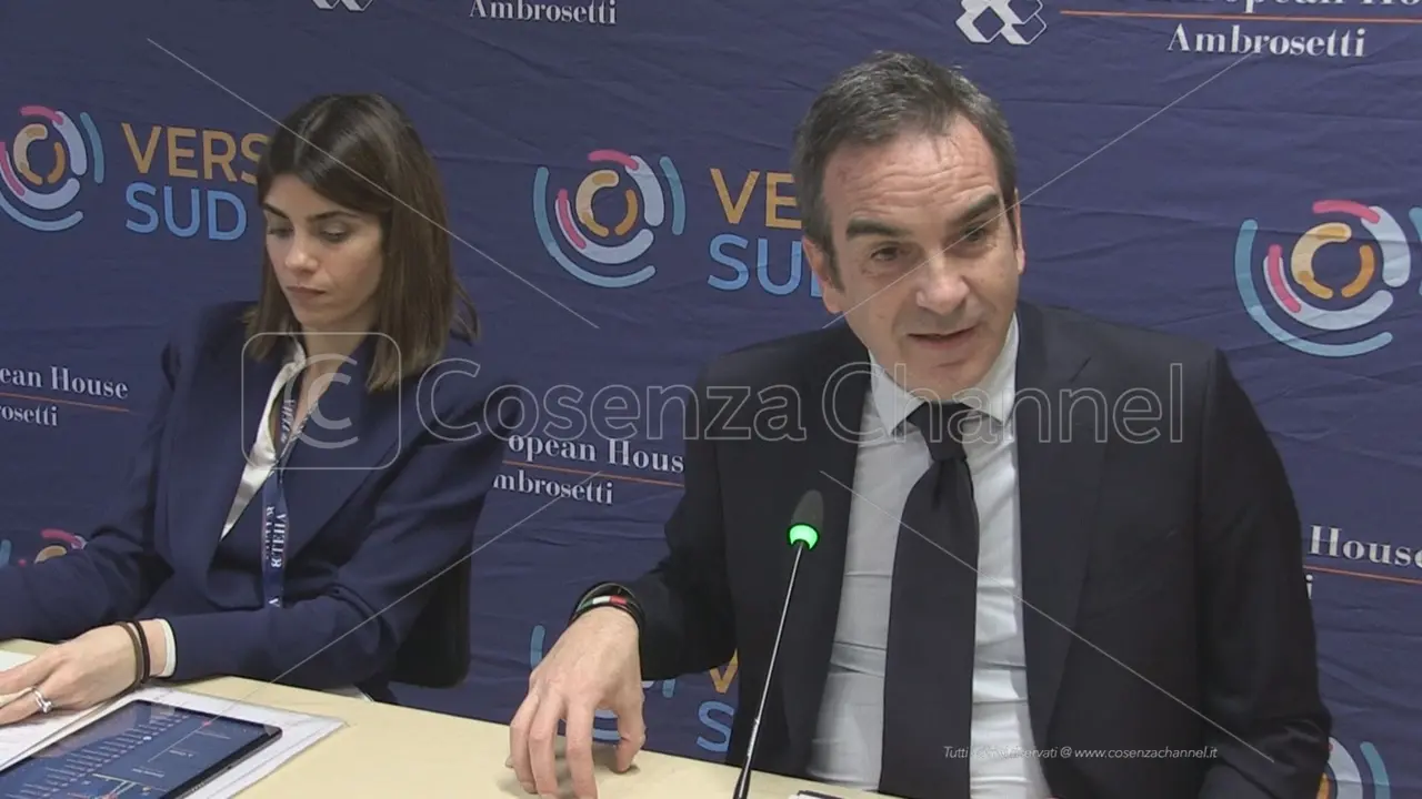 Occhiuto indagato per corruzione dalla procura di Catanzaro: «Controllatemi tutto, ho chiesto subito di essere ascoltato dai magistrati»