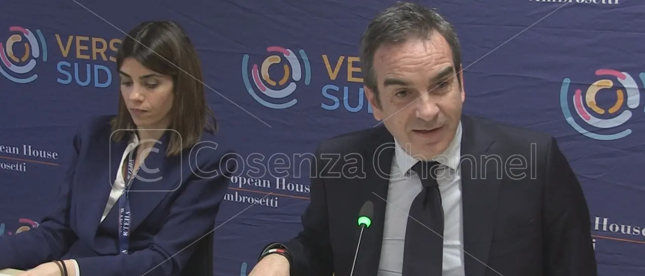 Forza Italia, mentre Occhiuto è accerchiato Berlusconi jr chiede volti nuovi