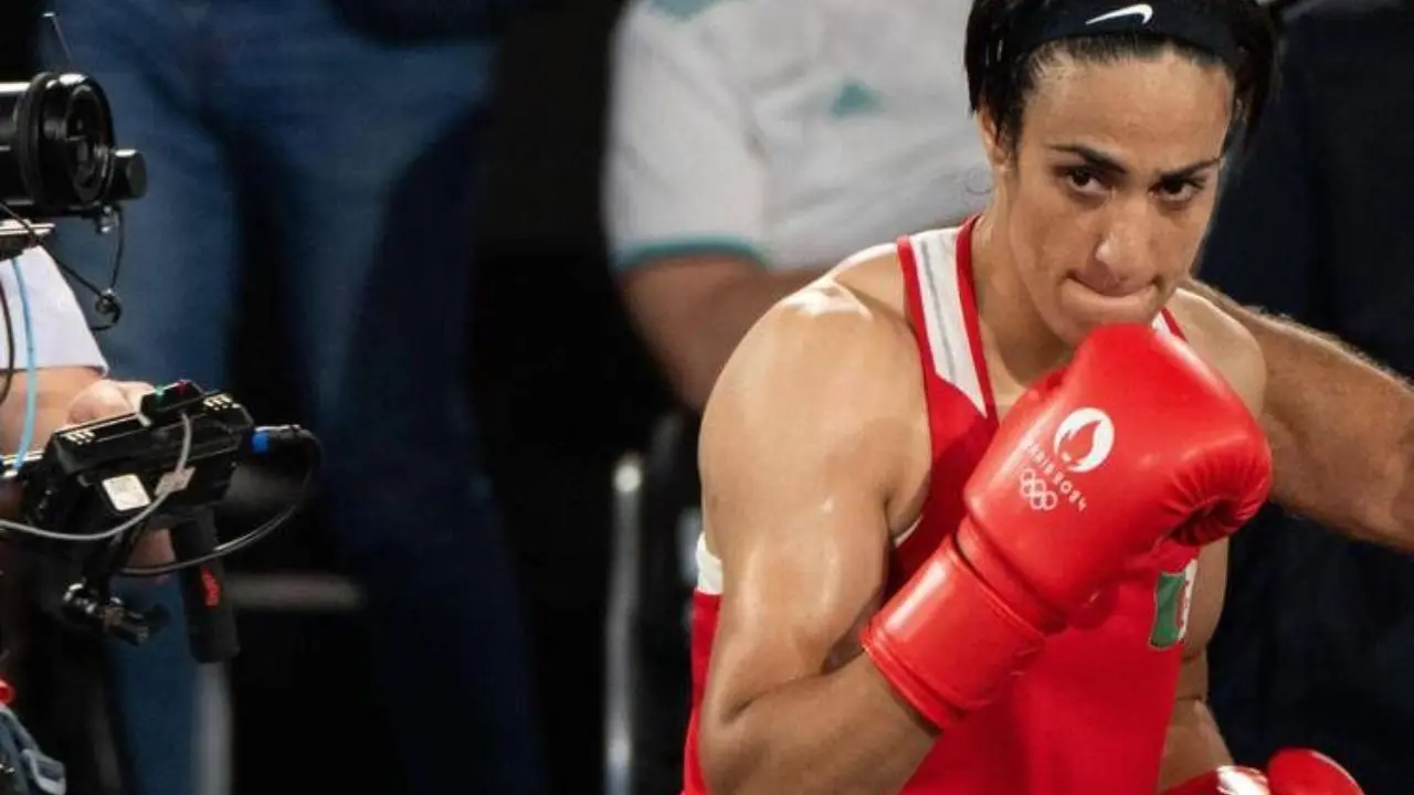 SeImane Khelif esclusa dai Mondiali di boxe femminile: «Non soddisfa i criteri di ammissibilità»