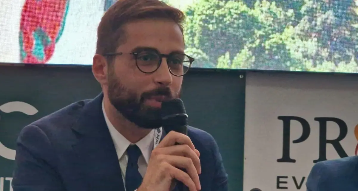 Cleto, il sindaco Bossio difende l'uomo denunciato: «Ingiusto dipingerlo come un piromane»\n