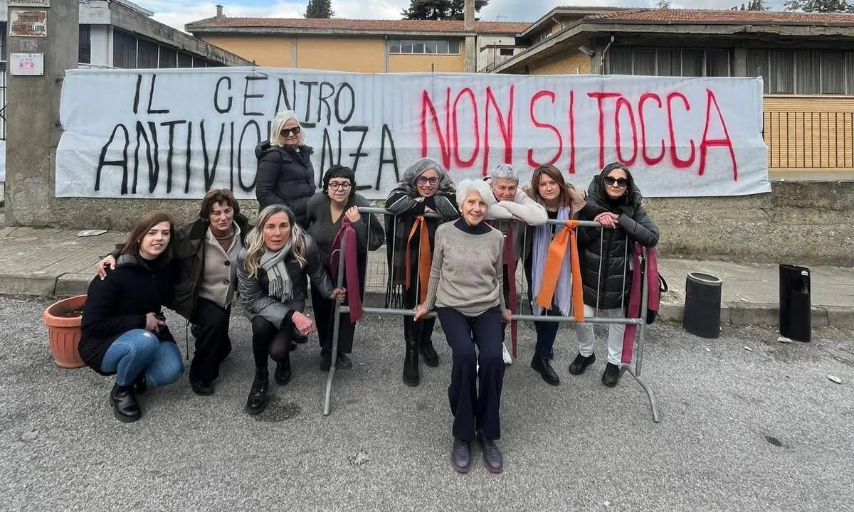 Centro Lanzino chiuso nonostante un presidente \"social\" come Occhiuto