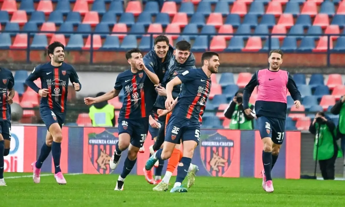 Cosenza, è il primo gol di Hristov in rossoblù: l'ultima gioia due anni fa