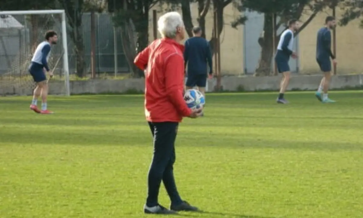 Cosenza, il programma di avvicinamento al derby: oggi altro allenamento