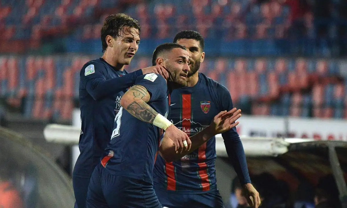 Serie B, date ed orari delle partite del Cosenza dalla 36^ alla 38^ giornata
