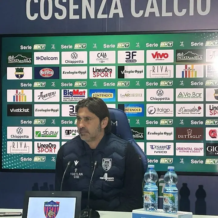 Viali: «Contratti e con un approccio errato. Il Cosenza se la giocherà»