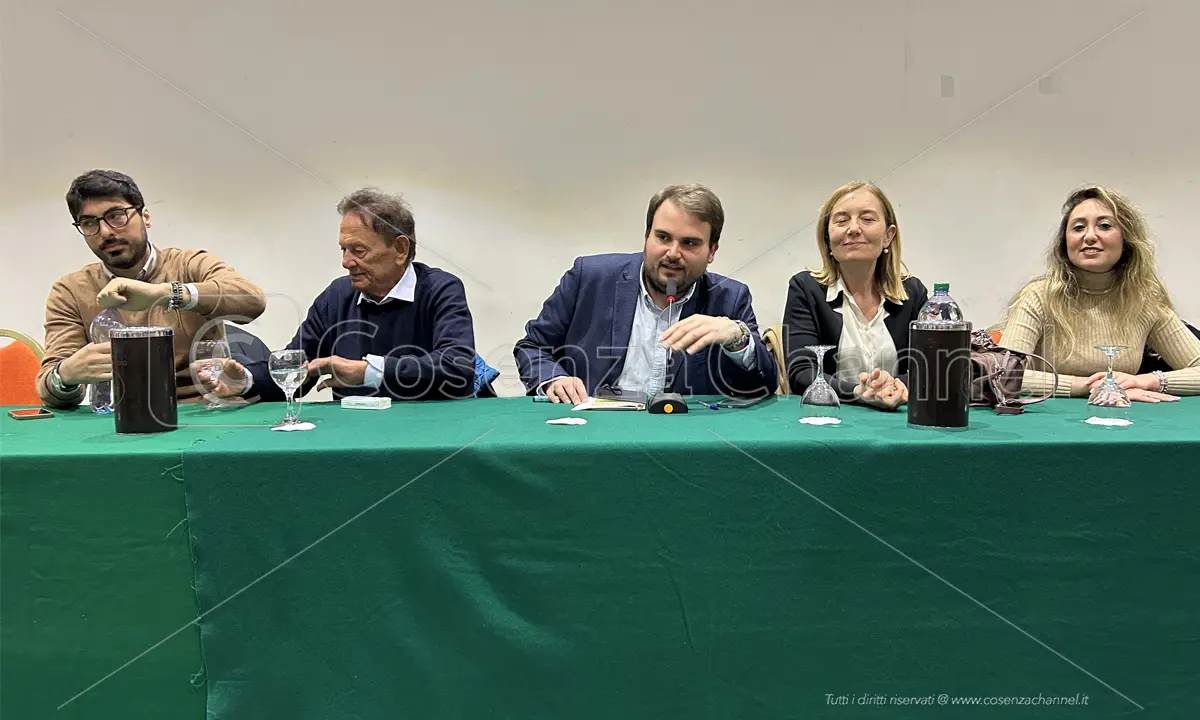 Pd, sono 58 i cosentini che entreranno nell'assemblea regionale (I NOMI). Ma c'è un caso