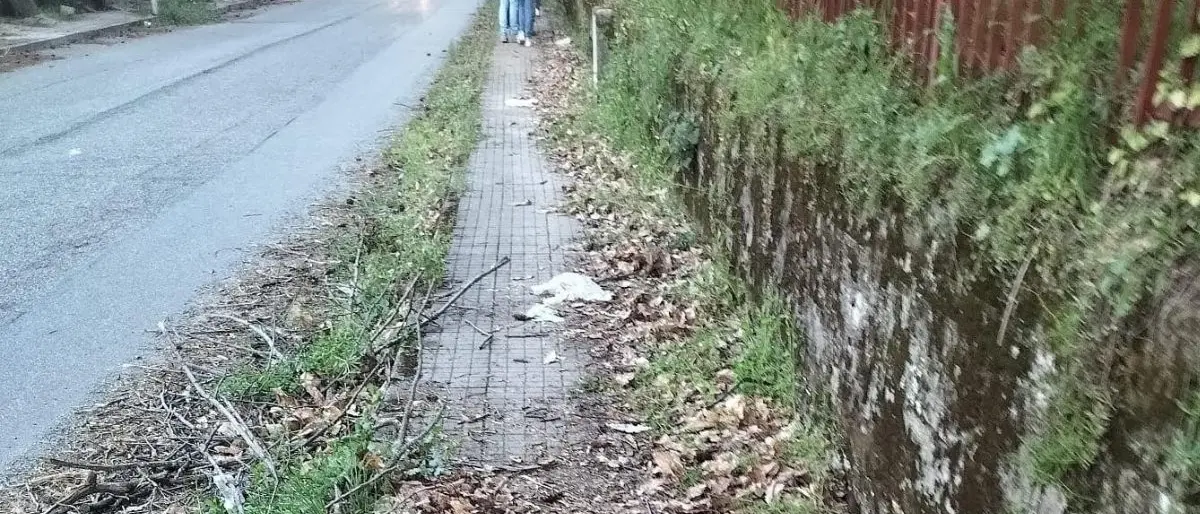 Corigliano Rossano, marciapiedi da brividi a Piana Caruso