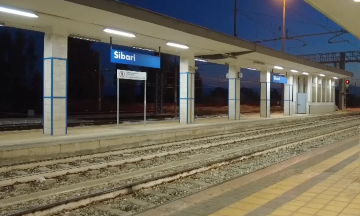 Regione inerte sul Frecciarossa: la fascia ionica rischia l’isolamento ferroviario