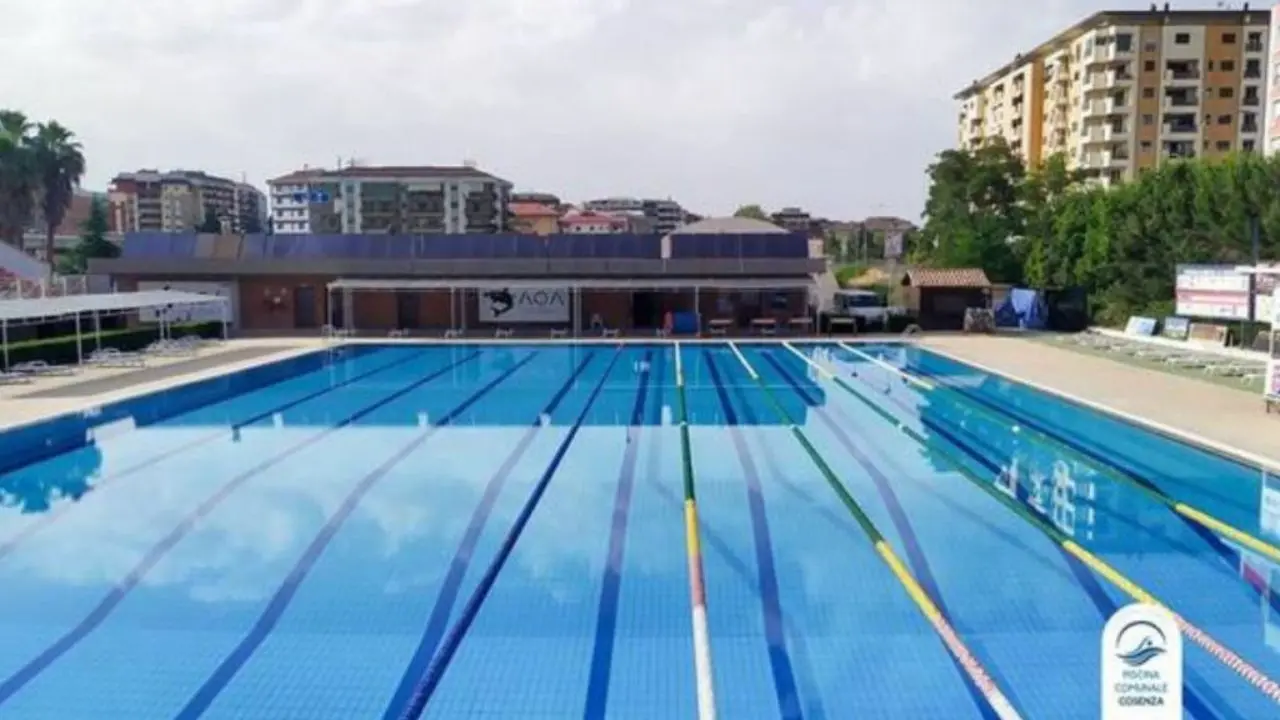 Cosenza, presentata una interrogazione sulla gestione della piscina di Campagnano