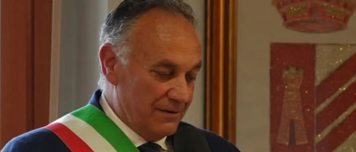 Marano Marchesato, Vivacqua dopo la crisi: «Dimissioni immotivate. Un atto di vigliaccheria verso i cittadini»