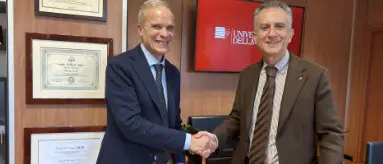 Unical chi è Francesco Iacono il luminare di chirurgia ortopedica