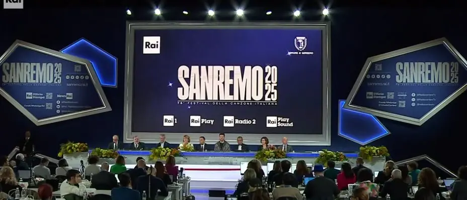 Sanremo: ecco la scaletta della seconda serata. I 15 big che cantano stasera