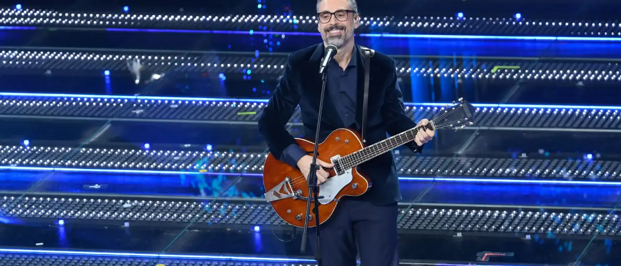 Il sindaco di Cervicati \"reclama\" Dario Brunori: «Ti aspettiamo a braccia aperte»