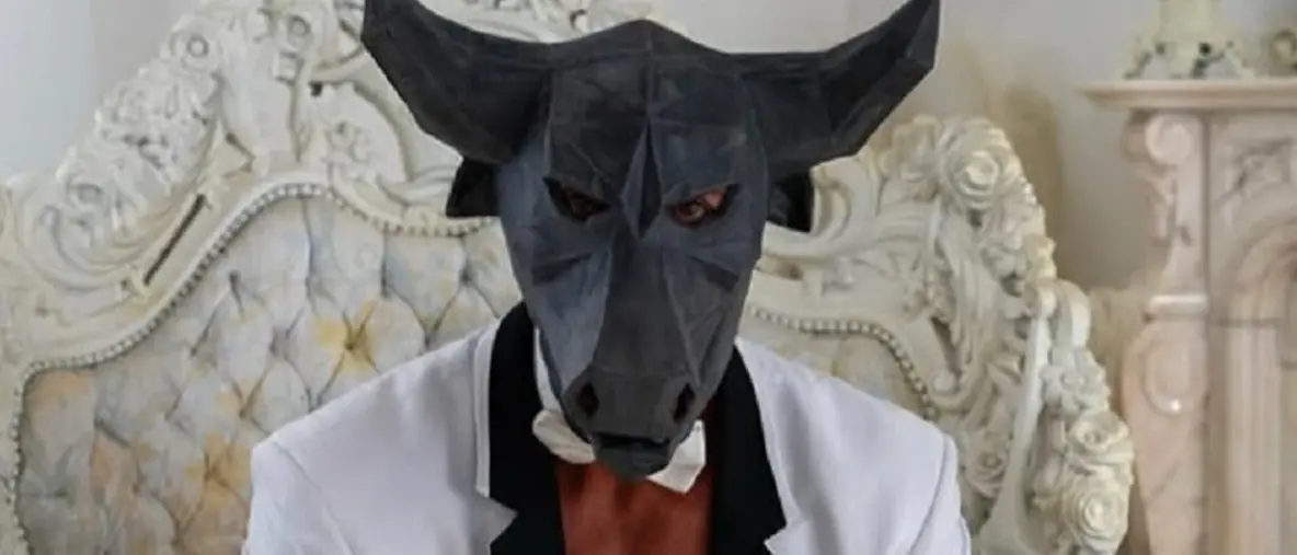 Il doppio volto del calabrese Taurus: gommista di giorno, re degli scambisti di notte