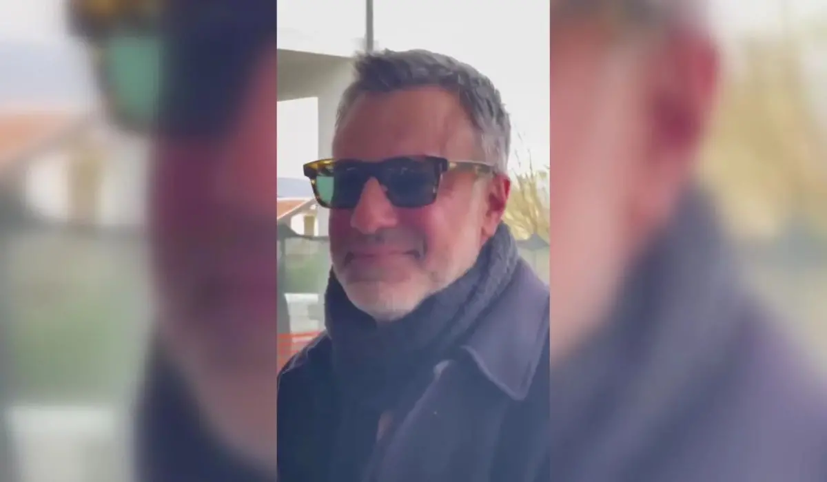 San Marco Argentano, il maestro Stefano Amato torna a scuola dopo essersi esibito a Sanremo con Brunori Sas | VIDEO