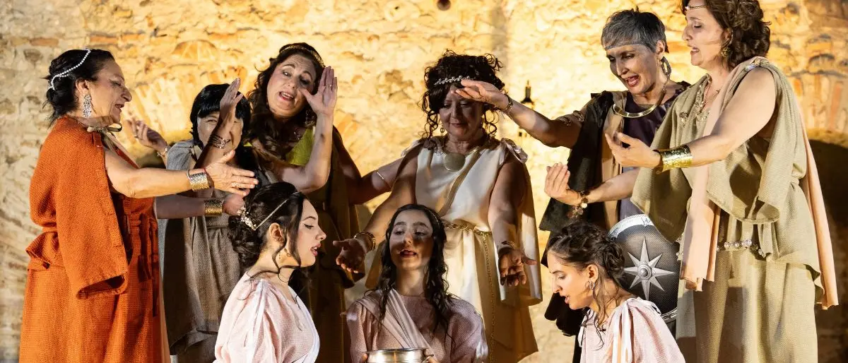 Teatro, \"Lisistrata\" apre la rassegna al Paolella di Rossano