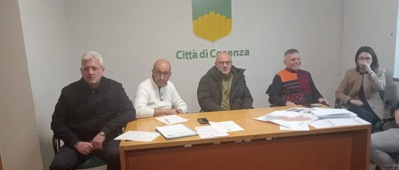 Cosenza, illustrate in commissione Ambiente le eco isole informatizzate