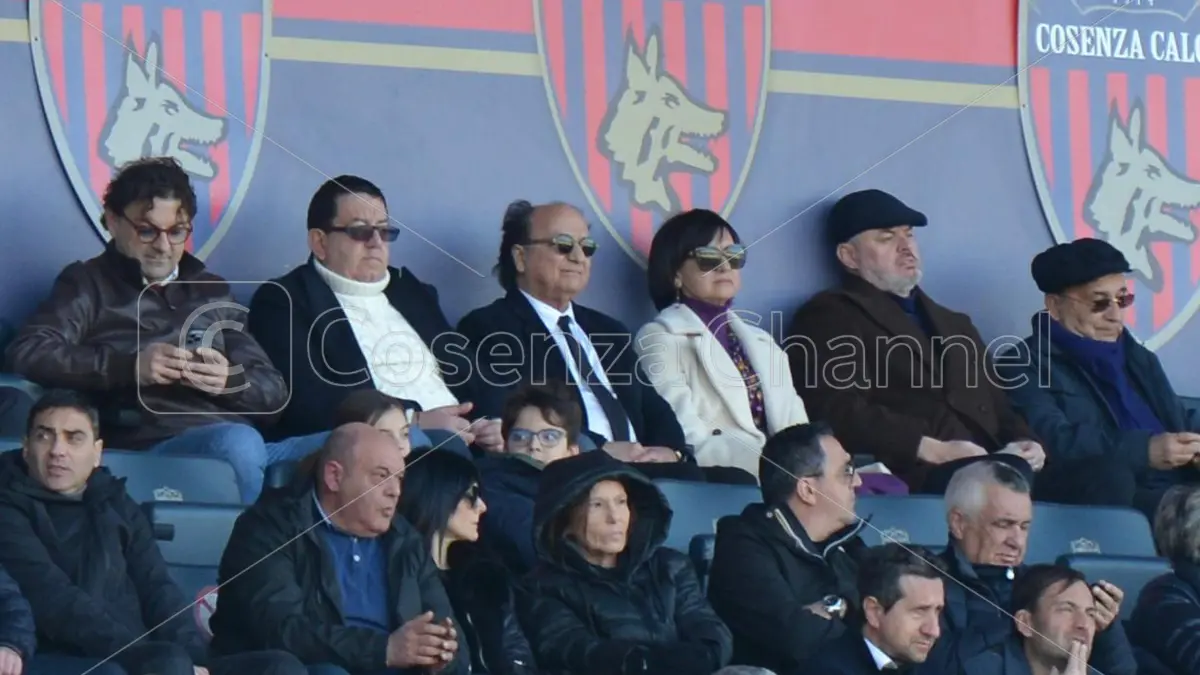 «Cessione a brevissimo»: il caos in Serie B non mescoli le carte