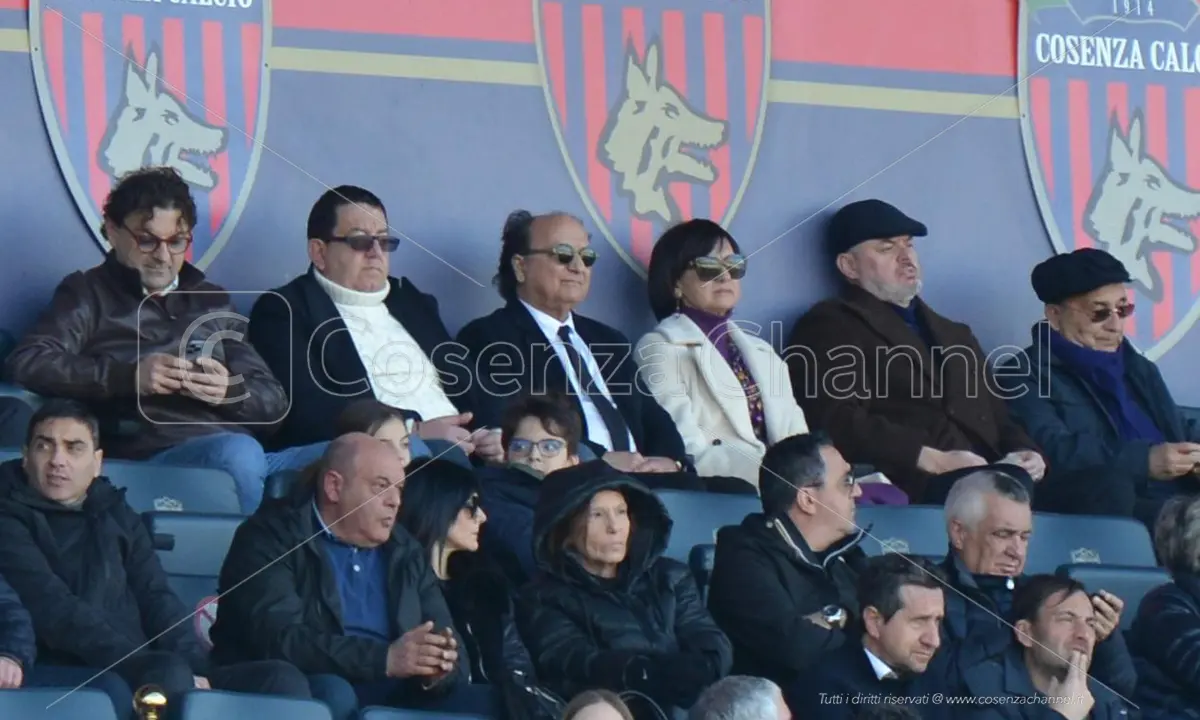 «Cessione a brevissimo»: il caos in Serie B non mescoli le carte